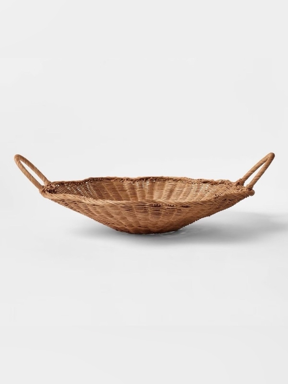 STUDIO MCGEE NWT scallop woven shallow basket -brown